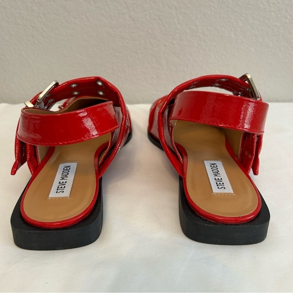 NEW, Steve Madden Graya Red Patent Leather Buckle Slingback Flats, Size 11 - Picture 6 of 10